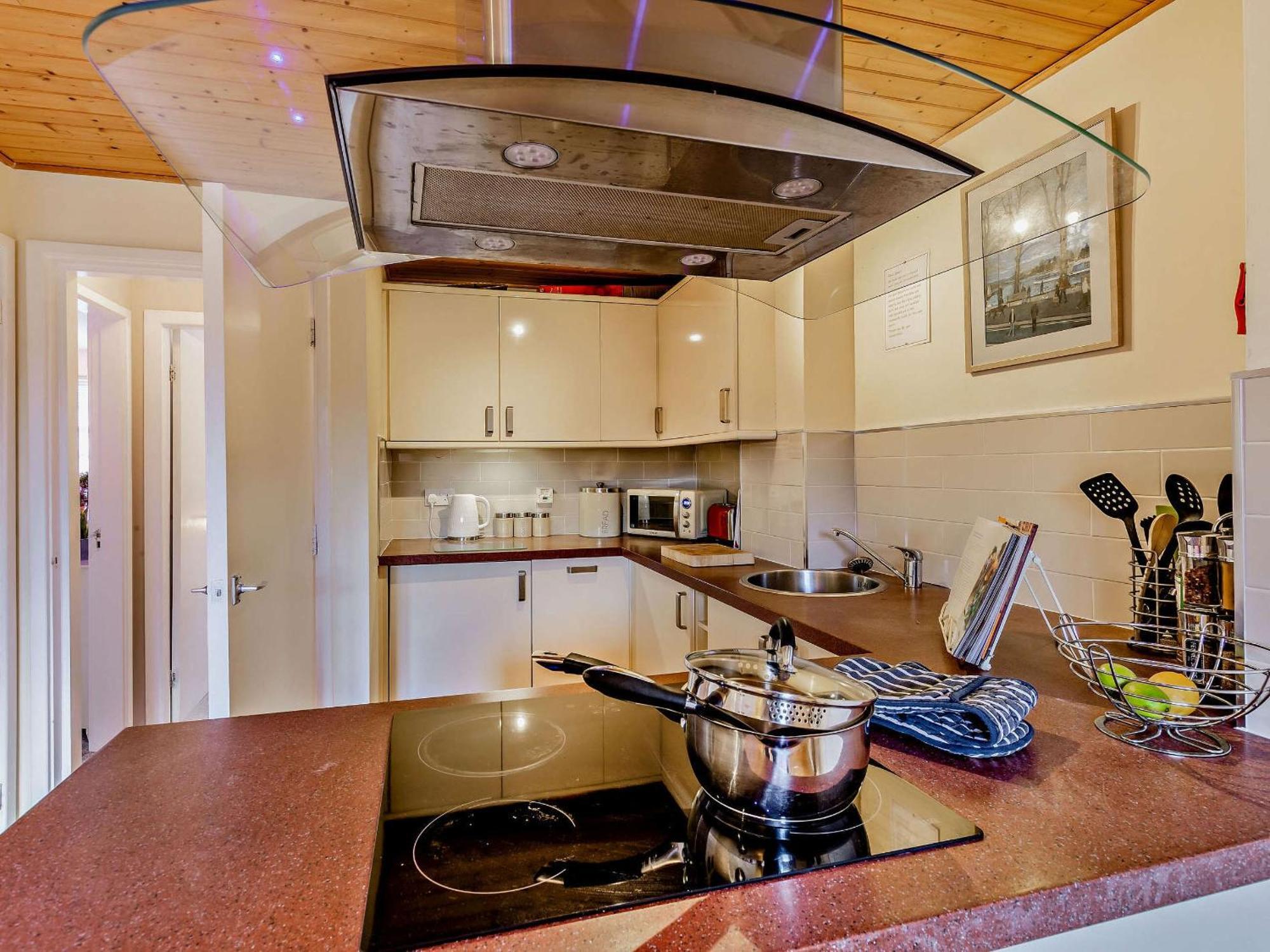 Strawberries And Cream Villa Bowness-on-Windermere Buitenkant foto