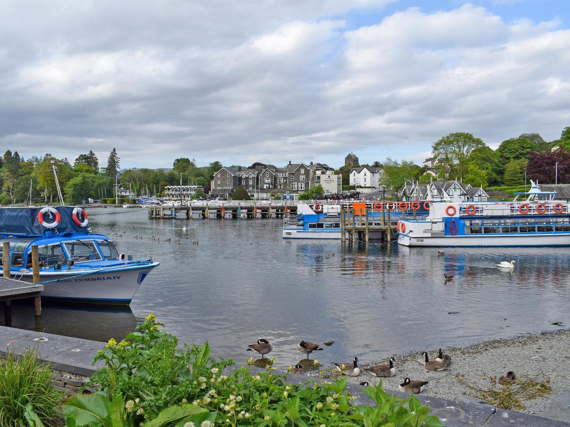 Strawberries And Cream Villa Bowness-on-Windermere Buitenkant foto